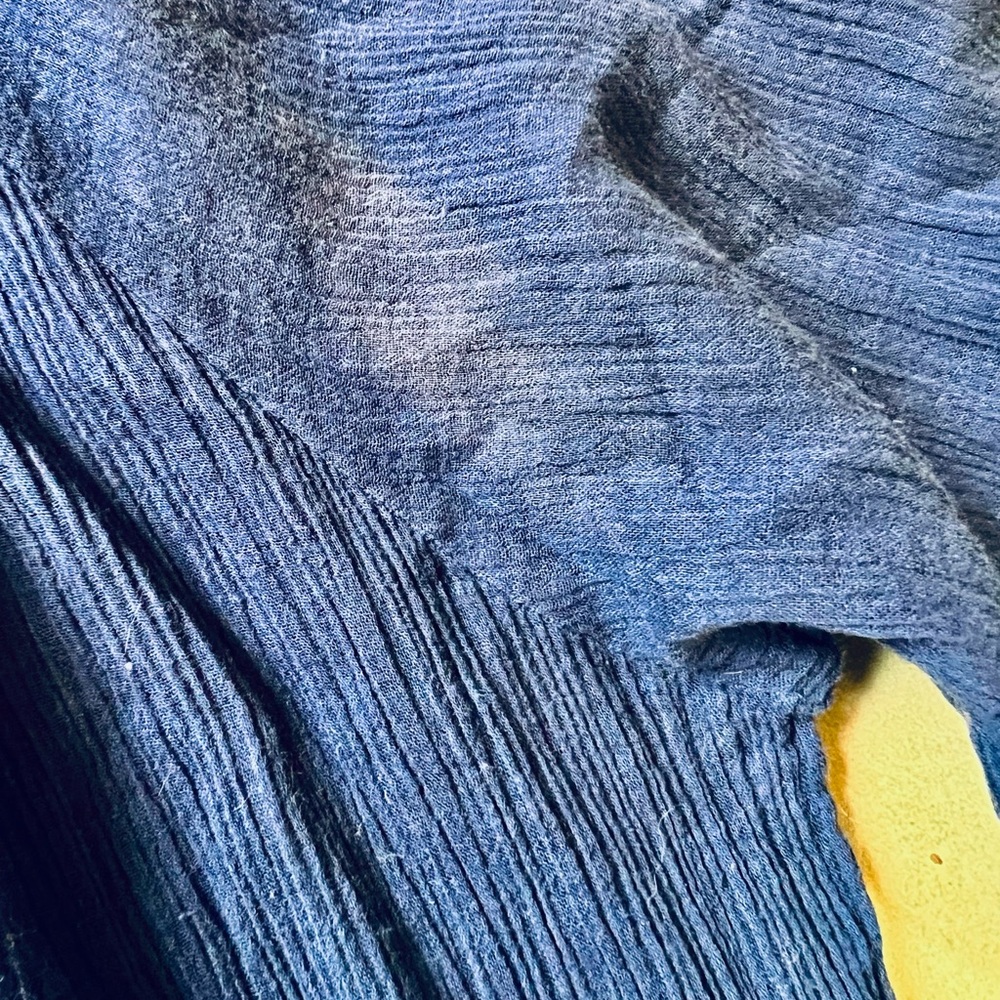 Tommy Bahama Peasant Top Navy Sequins and beads - Picture 9 of 9